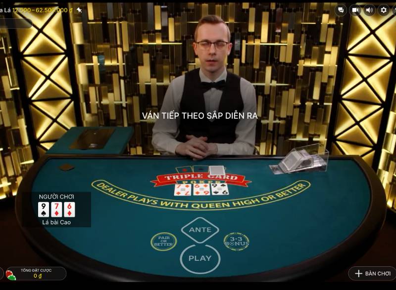 Cấu trúc của một ván chơi Triple Card Poker